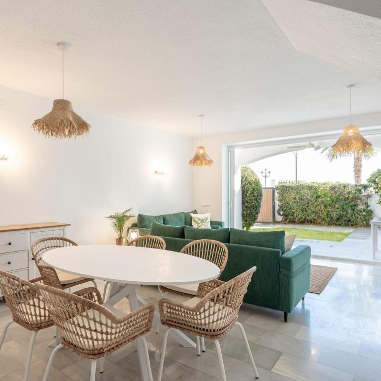 Frontline Beach Townhouse El Rosario- 4 Bedrooms - Casa - 26