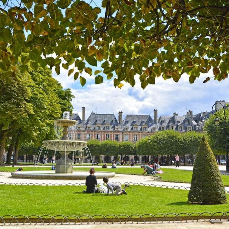 Joli studio Paris Le Marais - 1'min Rambuteau Station - Apartment - 24