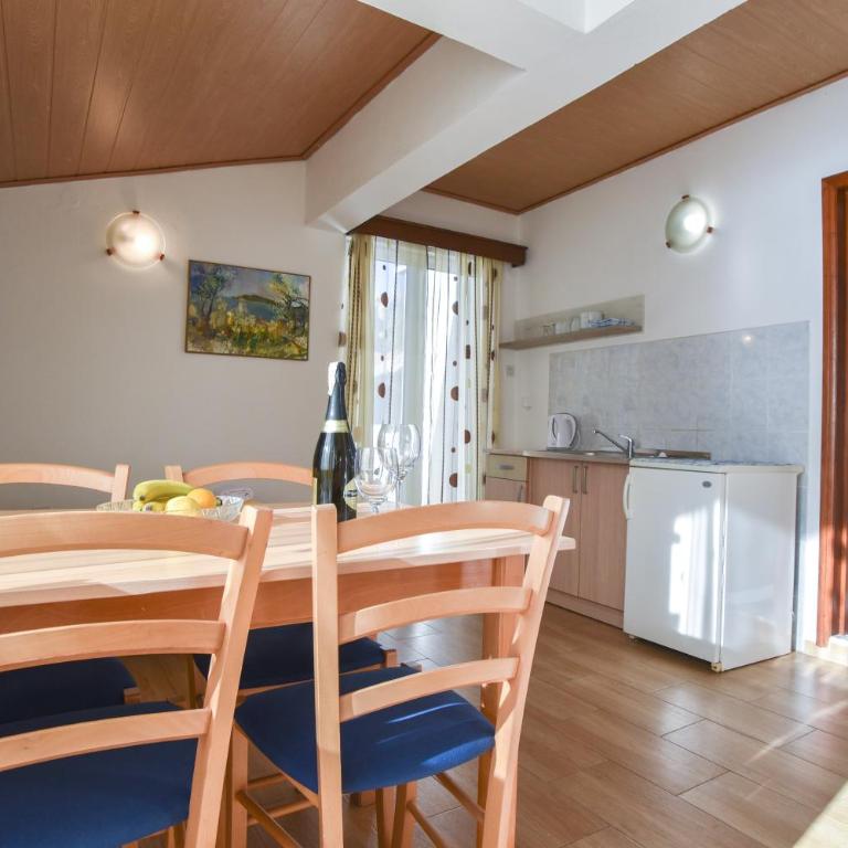 Apartments Milos Kaladjurdjevic - Studio Apartment with Sea View - 15