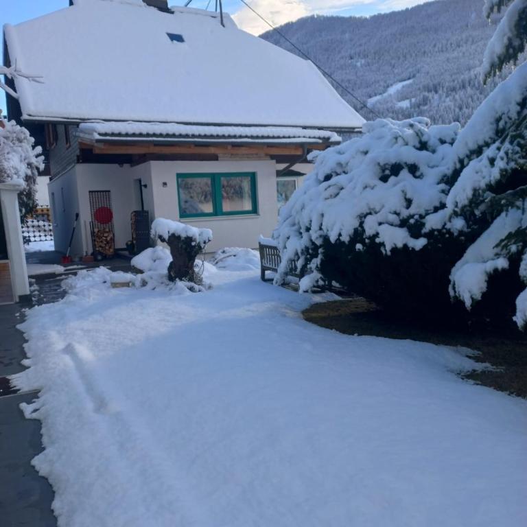 Haus St Peter , midden in meren gebied van Karinthië - Ferienhaus mit 4 Zimmern - 61