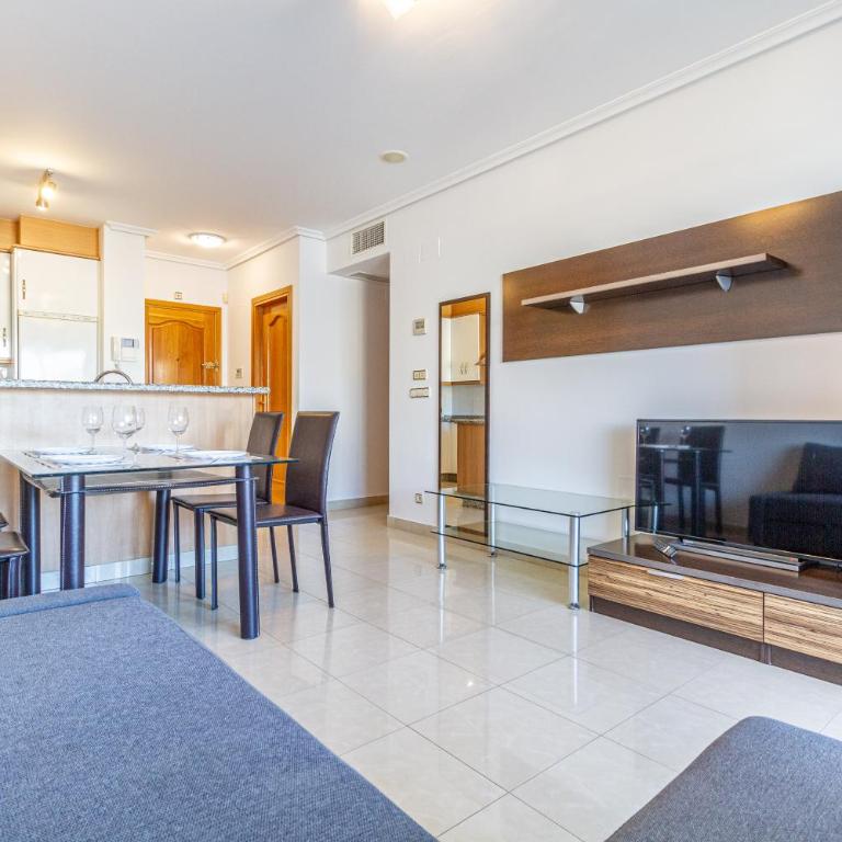 Amazing apartments in the modern Coruña building, near the beach, pool & garage - One-Bedroom Apartment - 19