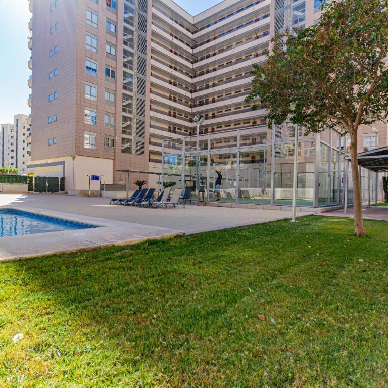 Amazing apartments in the modern Coruña building, near the beach, pool & garage - One-Bedroom Apartment - 28
