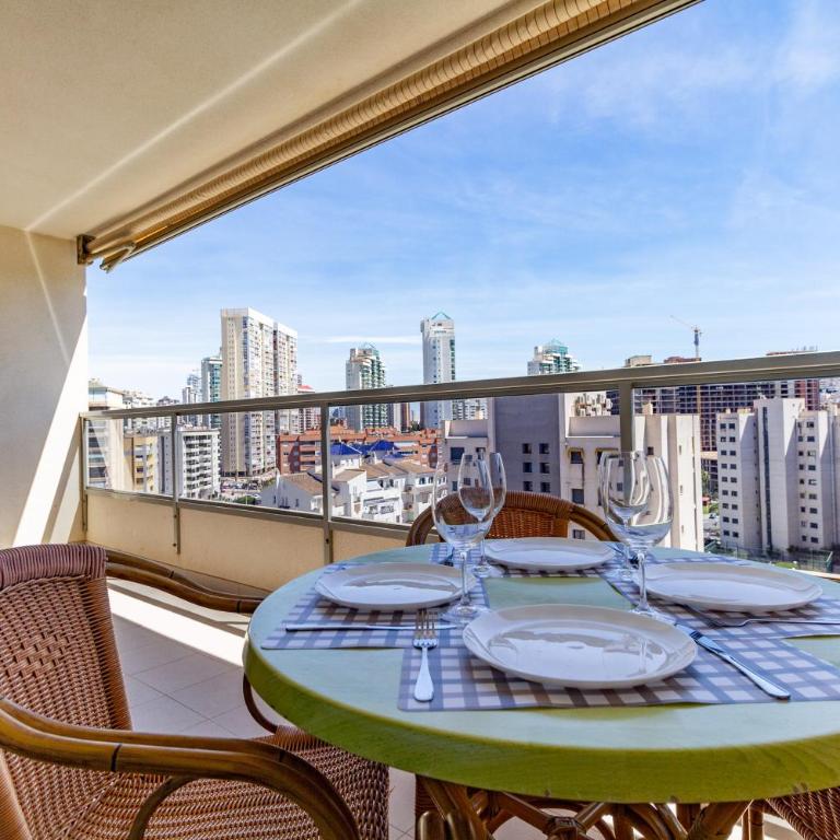 Amazing apartments in the modern Coruña building, near the beach, pool & garage - One-Bedroom Apartment - 1