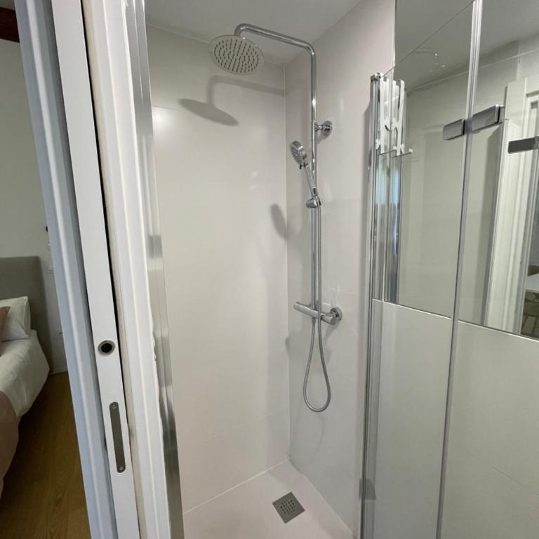 Estudio en Madrid - Deluxe Double Room - 8