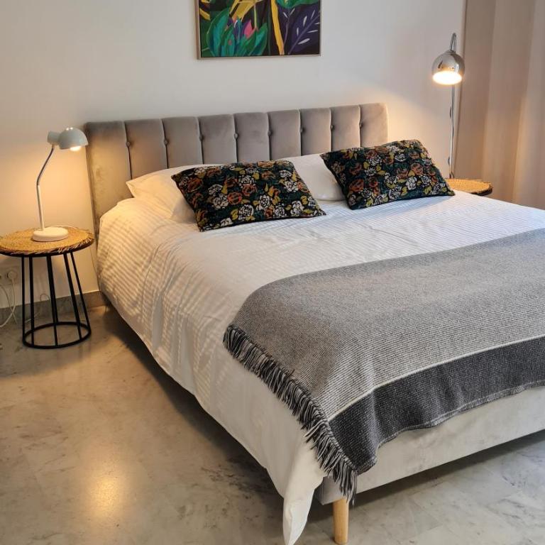 Studio Sun-Beach avec parking et jardin - 500m des plages de Juan Les Pins - One-Bedroom Apartment - 5