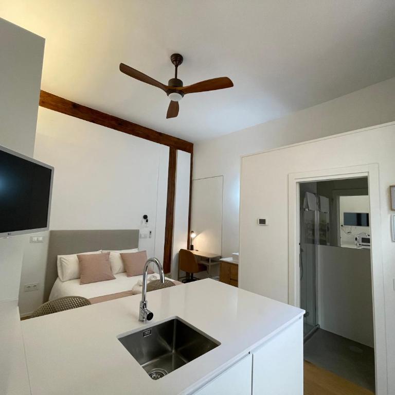 Estudio en Madrid - Deluxe Double Room - 21