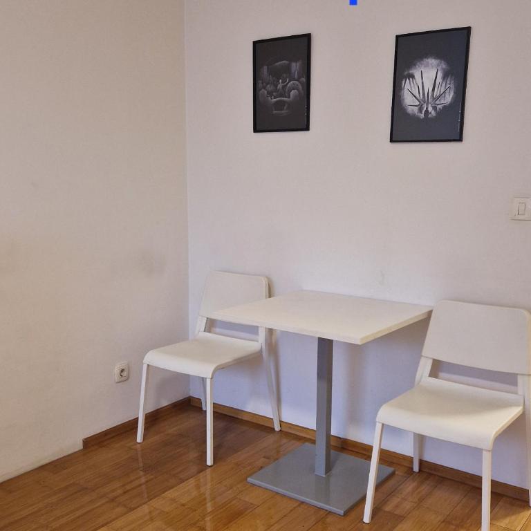 Candy apartments - One-Bedroom Apartment - 7