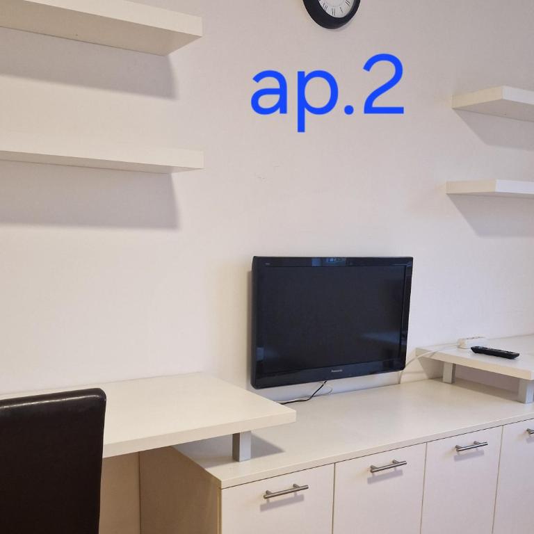 Candy apartments - One-Bedroom Apartment - 5