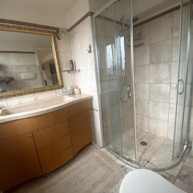 Penthouse in the sky with 30 sqm terrace Milan Central Station - Appartamento con 2 Camere da Letto - 25