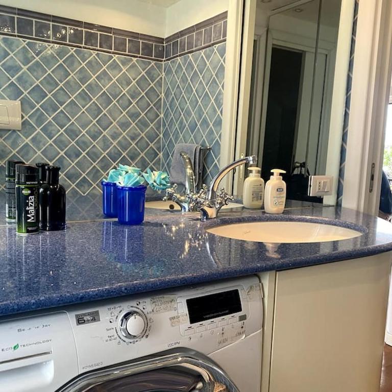 Penthouse in the sky with 30 sqm terrace Milan Central Station - Appartamento con 2 Camere da Letto - 30