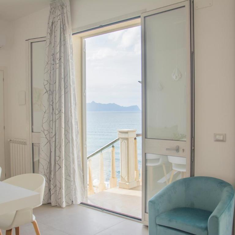 La Villa di Nonna Pina - Appartamento con Vista Mare - 4