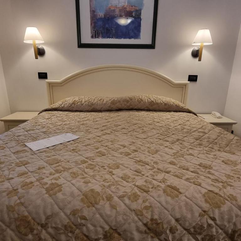 Hotel Carlton Capri - Camera Familiare - 4