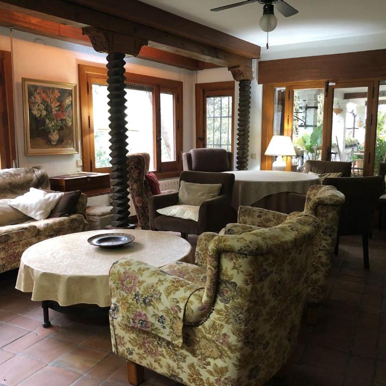 Carmen Santa Rosa - Five-Bedroom House - 12