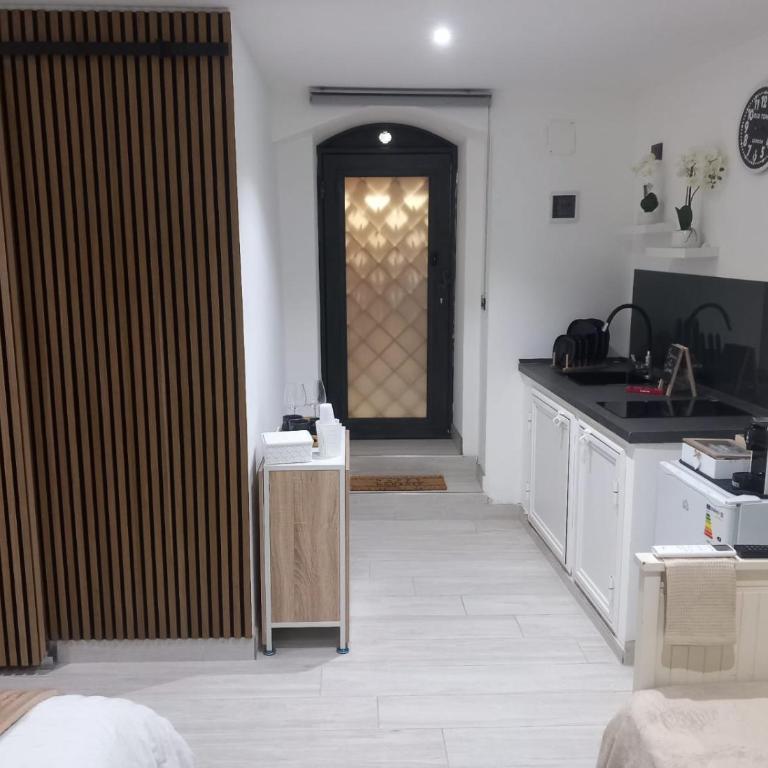 Casa Doriana - Appartamento con 1 Camera da Letto - 15