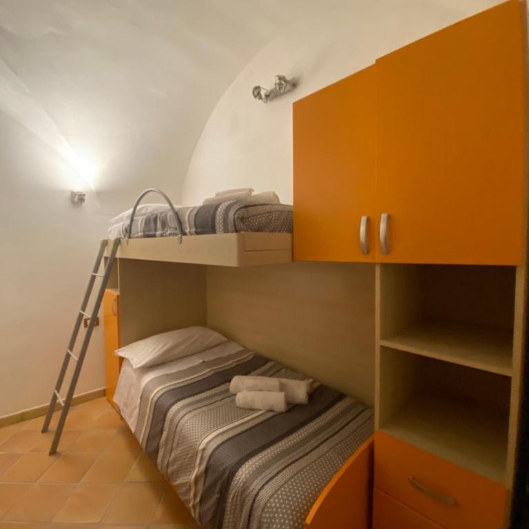 Casa Carini - Two-Bedroom House - 10