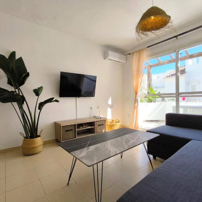 Medina Marinas - Tú hogar con solarium privado! - Apartamento de 2 dormitorios - 6