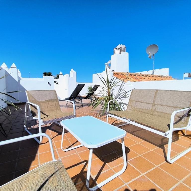 Medina Marinas - Tú hogar con solarium privado! - Apartamento de 2 dormitorios - 40
