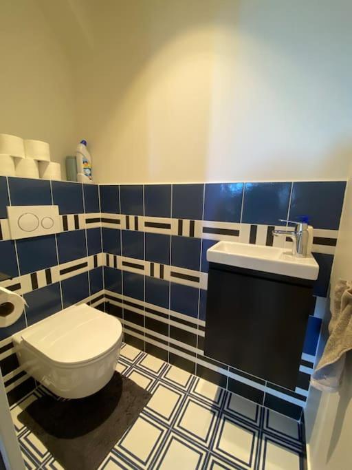 Marais - Parents Suite & Kids Room with Park View - Appartement 2 Chambres - 13