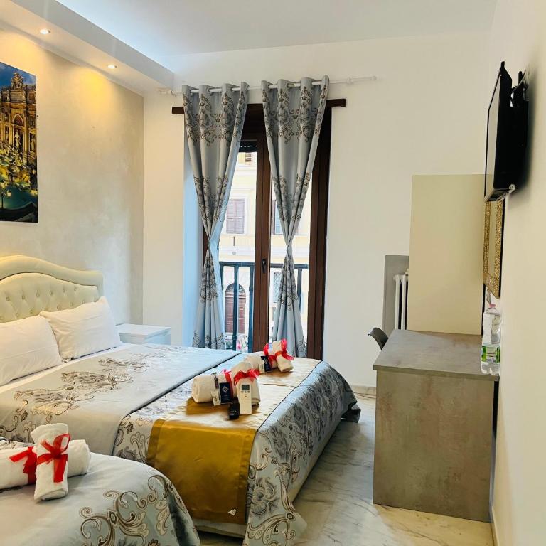Santa Maria Accommodation - Deluxe Triple Room - 4