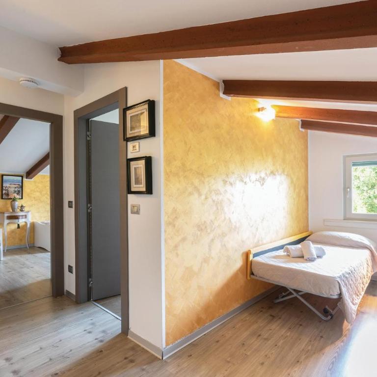 Gorgeous Home In Lazise Vr - Casa Vacanze con 3 Camere da Letto - 27