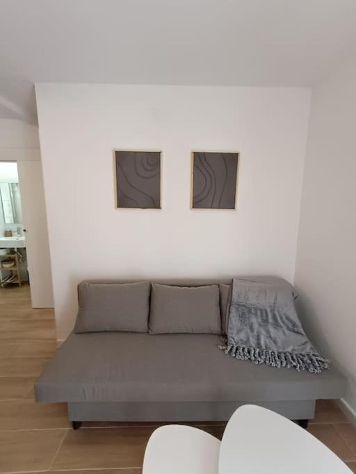 Alegre apto. en casco histórico - Two-Bedroom Apartment - 12