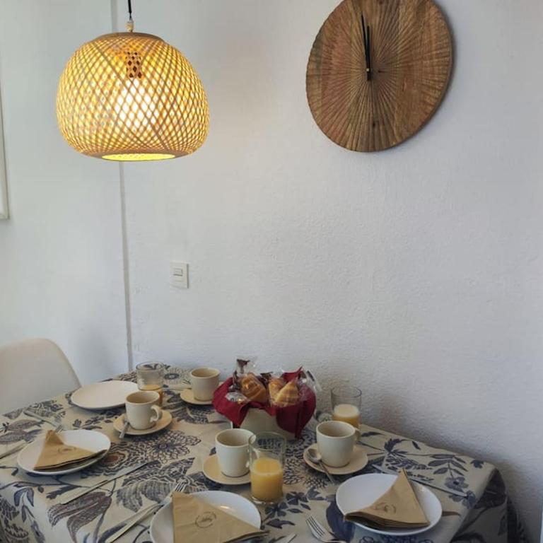 Alegre apto. en casco histórico - Two-Bedroom Apartment - 21