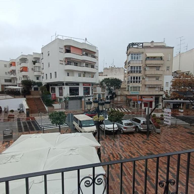 Alegre apto. en casco histórico - Two-Bedroom Apartment - 22