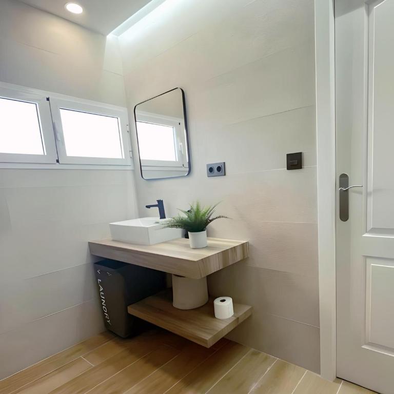 Precioso apartamento reformado con vistas directas al mar - Apartamento con vistas al mar - 10