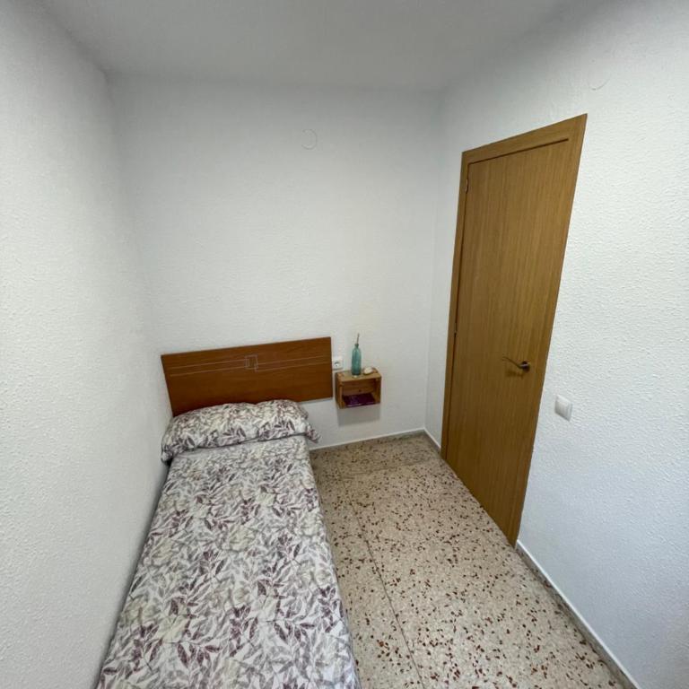 Cullera Playa - Three-Bedroom Apartment - 11