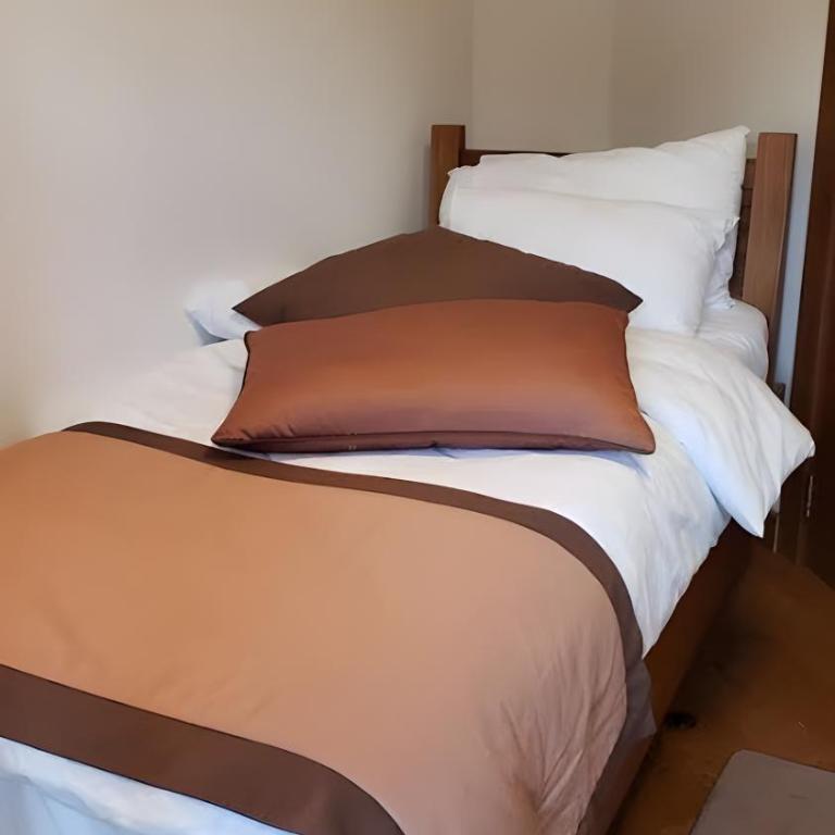 Apartments B229 & B230 in Aparthotel Vucko, Jahorina -private host - Apartment with Partial Mountain View (B230) - 9