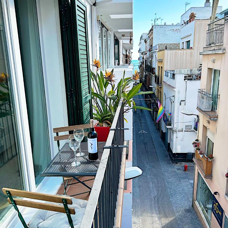 Abbott apartment - 1 min from the beach - 100m2 - sleeps 8 - Apartamento de 3 dormitorios - 11