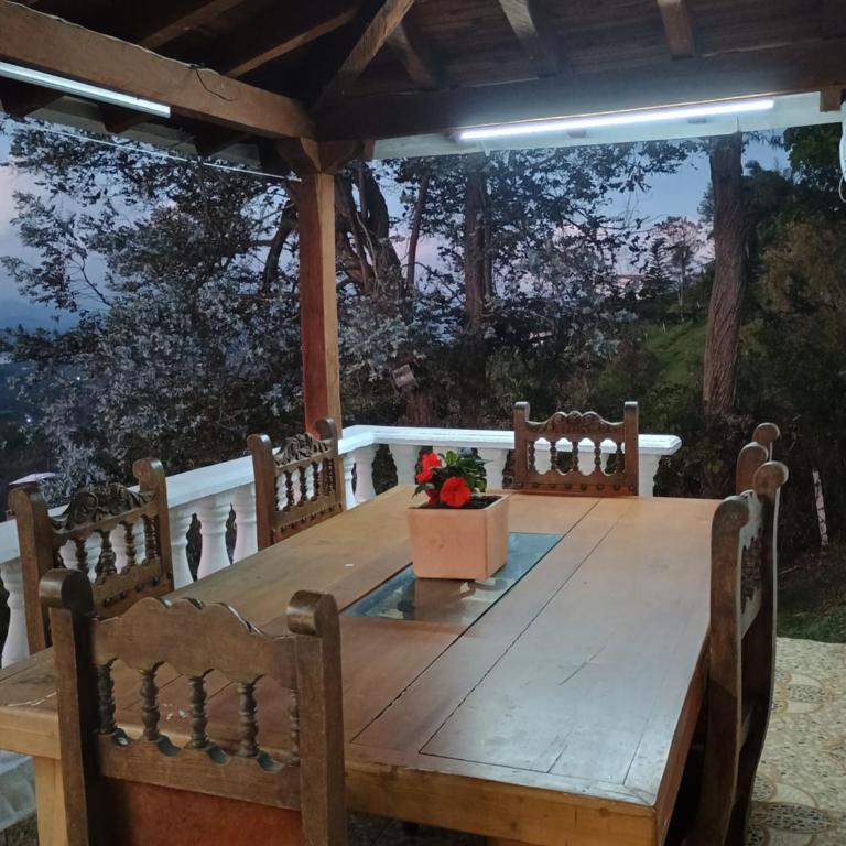 Finca con vista al embalse y jacuzzi - Casa de 3 dormitorios - 43