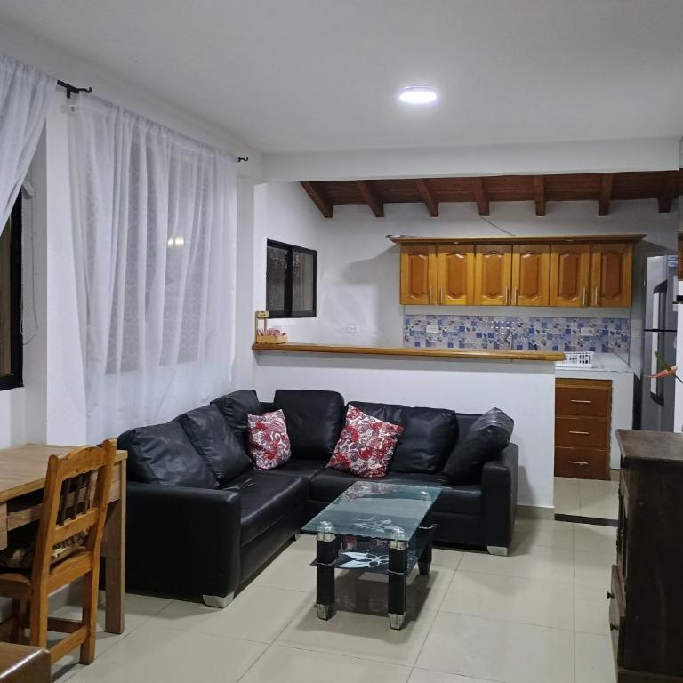 Finca con vista al embalse y jacuzzi - Casa de 3 dormitorios - 42