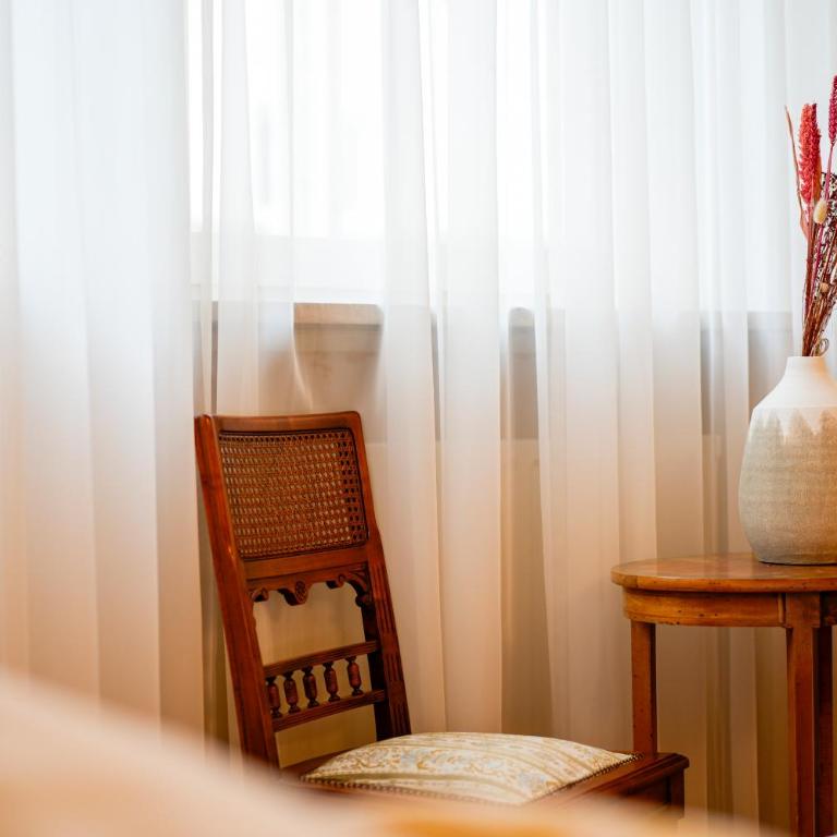 NEU - 4 Zimmer, 4 Betten, 5 Min zum HBF, Terrasse, 160qm - Appartamento con 2 Camere da Letto - 5