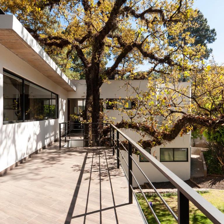 Casa con amplia terraza y jacuzzi en Avándaro - Casa de 3 dormitorios - 10