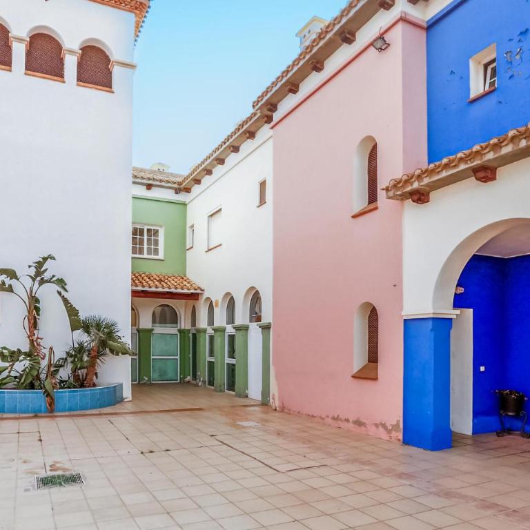 2 Bedroom Cozy Apartment In Torrevieja - Two-Bedroom Apartment - 7
