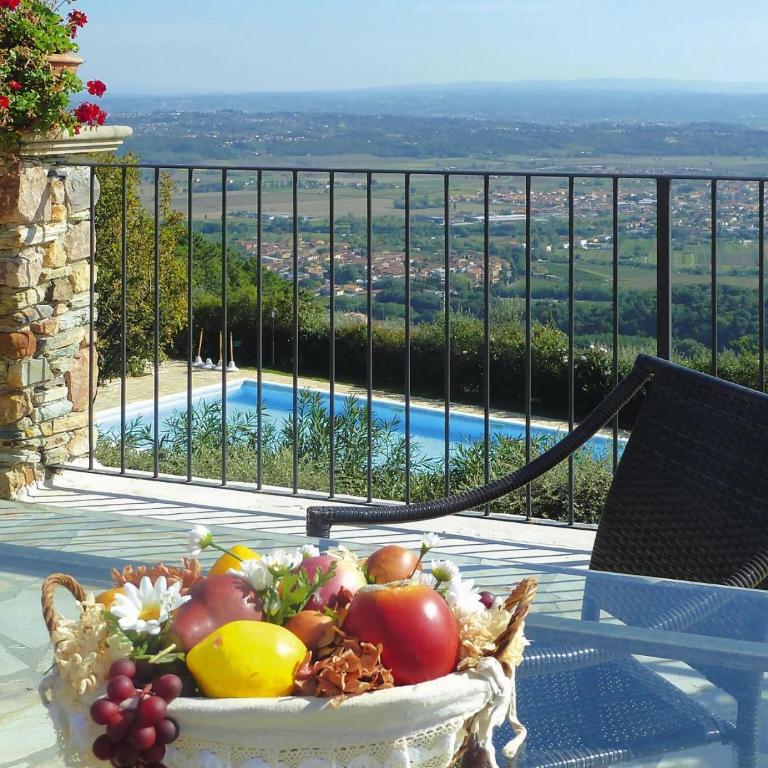 Estate in Monte Serra with Panoramic Views - One-Bedroom Apartment - 21