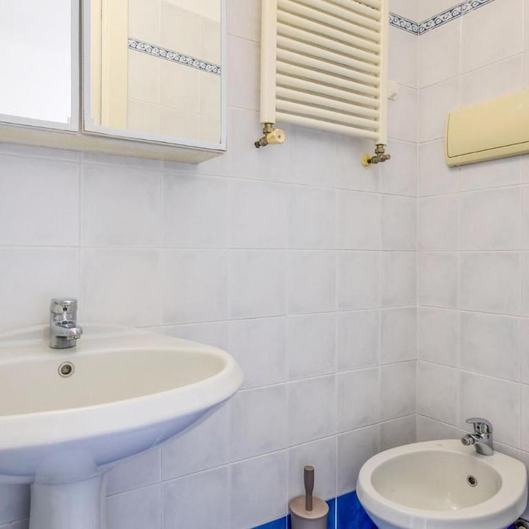 5 Finestre Sul Golfo - Appartamento con 2 Camere da Letto - 16