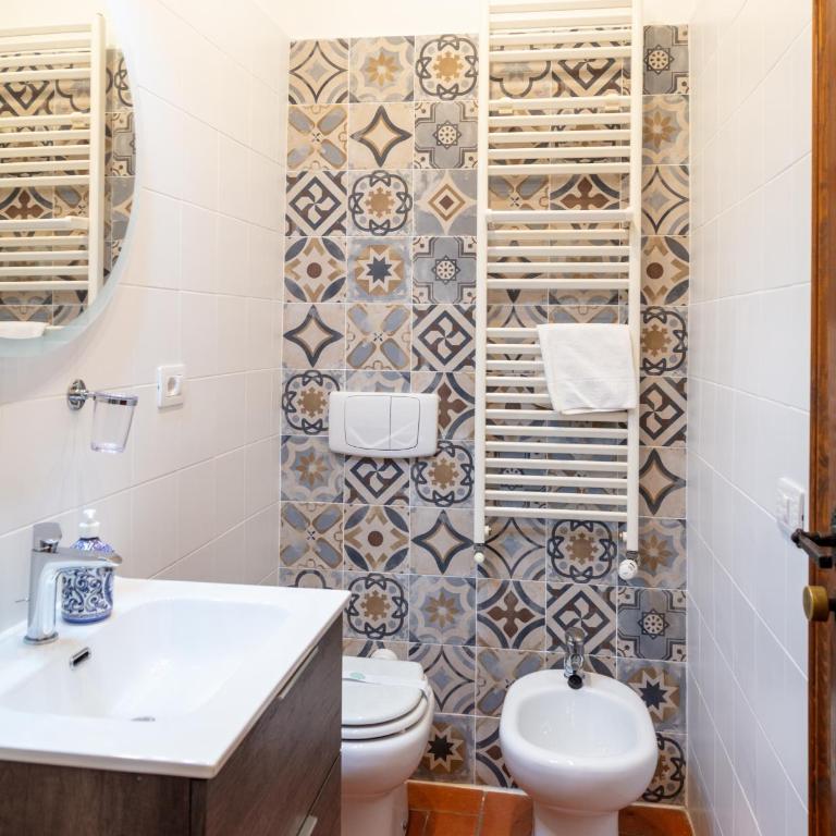 Classico e romantico Appartamento Fiorentino 10 min a piedi da Ponte Vecchio e 5 minuti da Palazzo Pitti area UNESCO - Appartamento Familiare con 2 Camere da Letto - 20