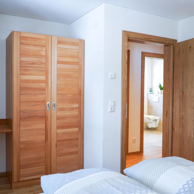 Haus Gosta Kreuzmayr Appartements - Apartment mit Blick auf die Berge - 7