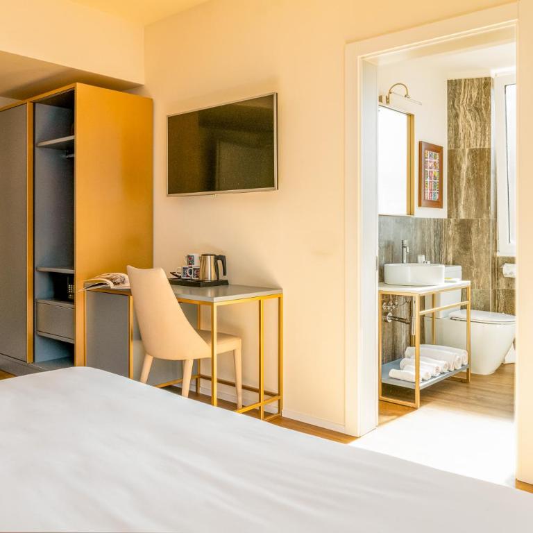 Hotel Rovereto - Habitación Doble Deluxe con cama supletoria - 2