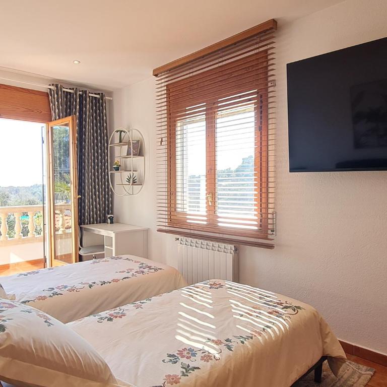 VILLA ARBUCIES with private pool - Villa con piscina privada - 11