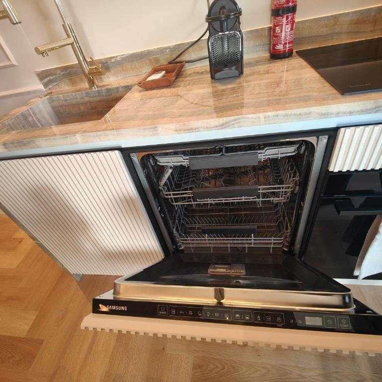 Ottoboni 2B Luxury Penthouse - Appartamento con 2 Camere da Letto - 19