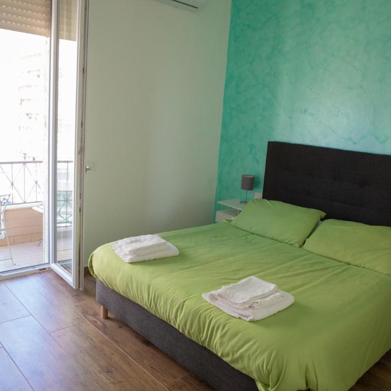 B&B Pietre Preziose - Camera Matrimoniale con Balcone - 16