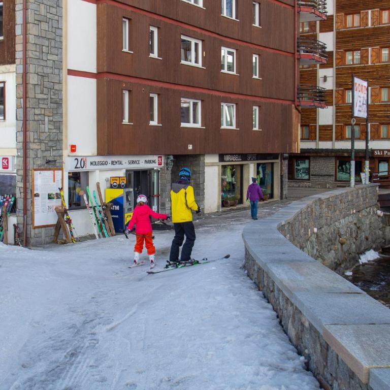 HelloCHALET - Friends Ski House - Appartamento con 1 Camera da Letto - 25