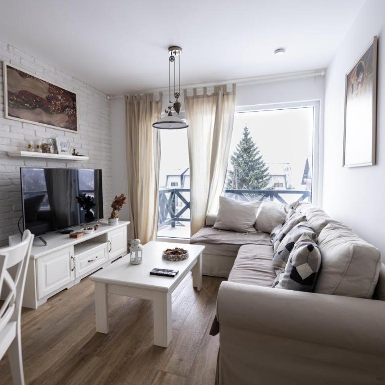 PROMO Evergreen apartments - One-Bedroom Apartment - 9