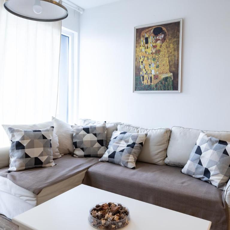 PROMO Evergreen apartments - One-Bedroom Apartment - 11