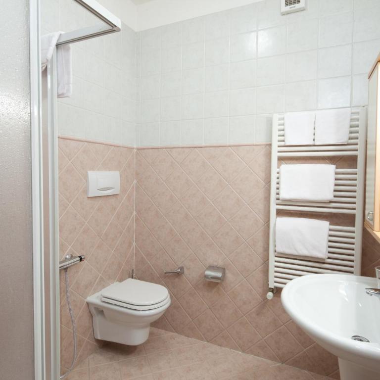 Garni Bellavista - Quadruple Room - 3