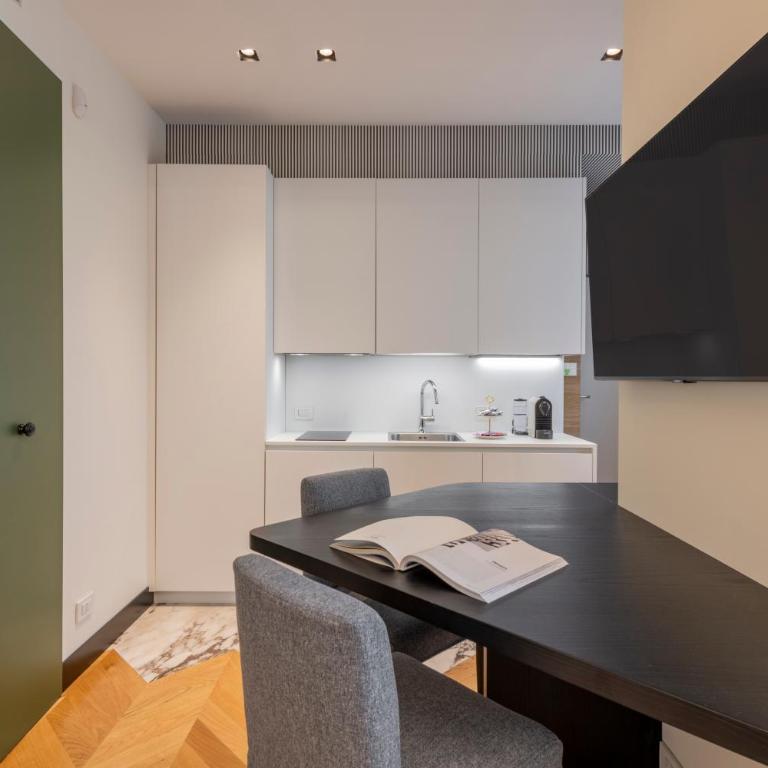 Milan Royal Suites - Centro - Deluxe Apartment - 2
