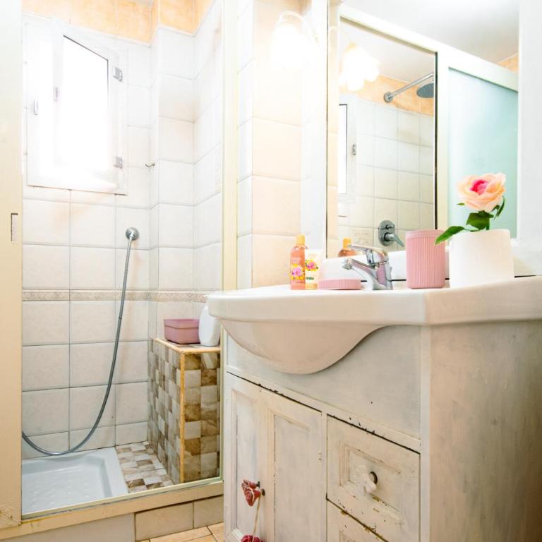 Citarelli Family House - Two-Bedroom Apartment - 47